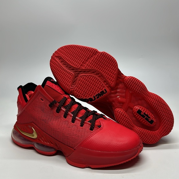 USED Nike LeBron 19 Low Light Crimson Red Basketball Shoes DO9829-600 No Box - Picture 4 of 8